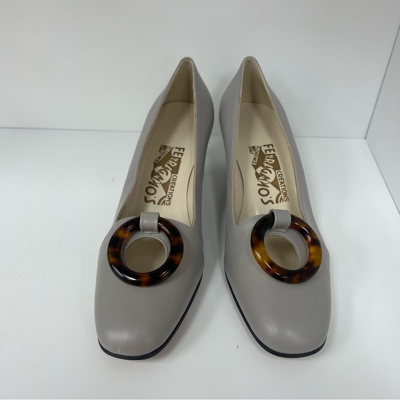 Salvatore Ferragamo Heels in Grey - Picture 2 of 7